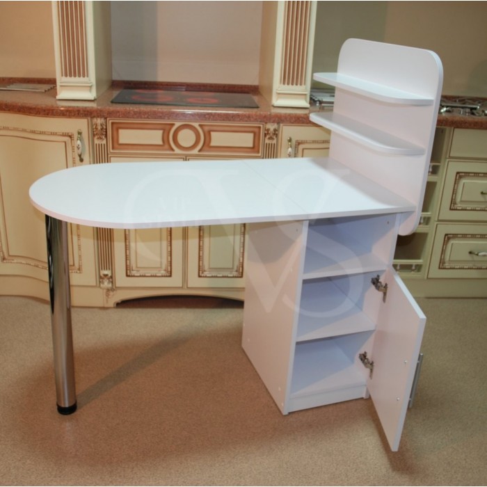 One-pedestal manicure table