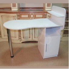 Salon manicure table