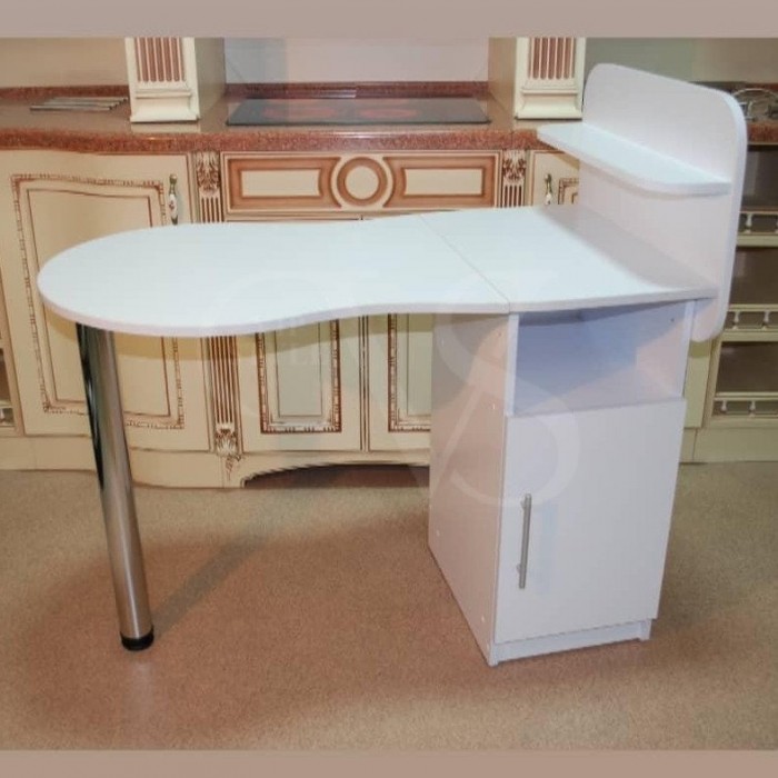 Salon manicure table