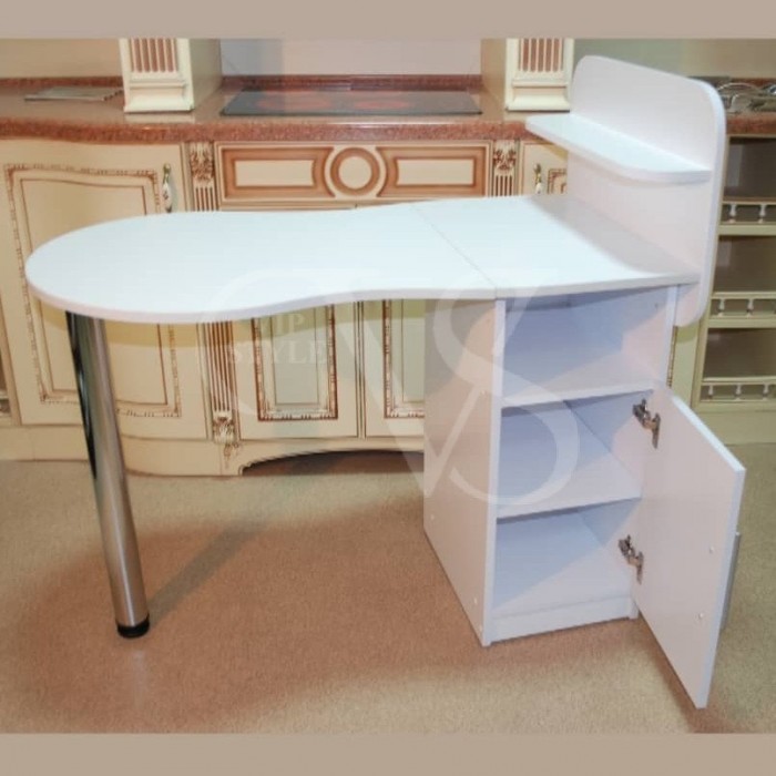Salon manicure table